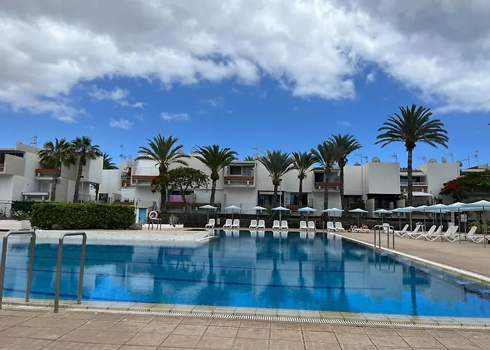 Primavera Tenerife Sur ארונה